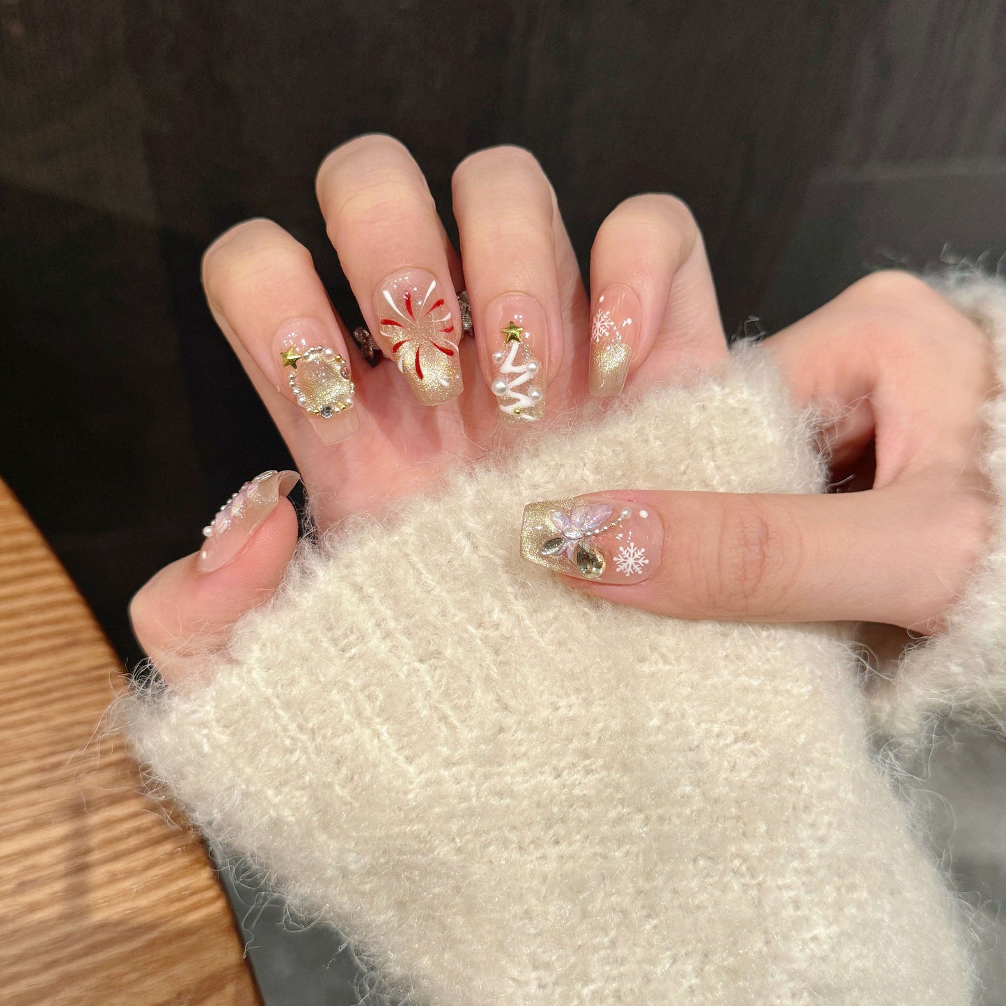 【きらめく聖夜】ツリー×スノー×キャンディ|クリスマス限定ネイルチップ🎄✨