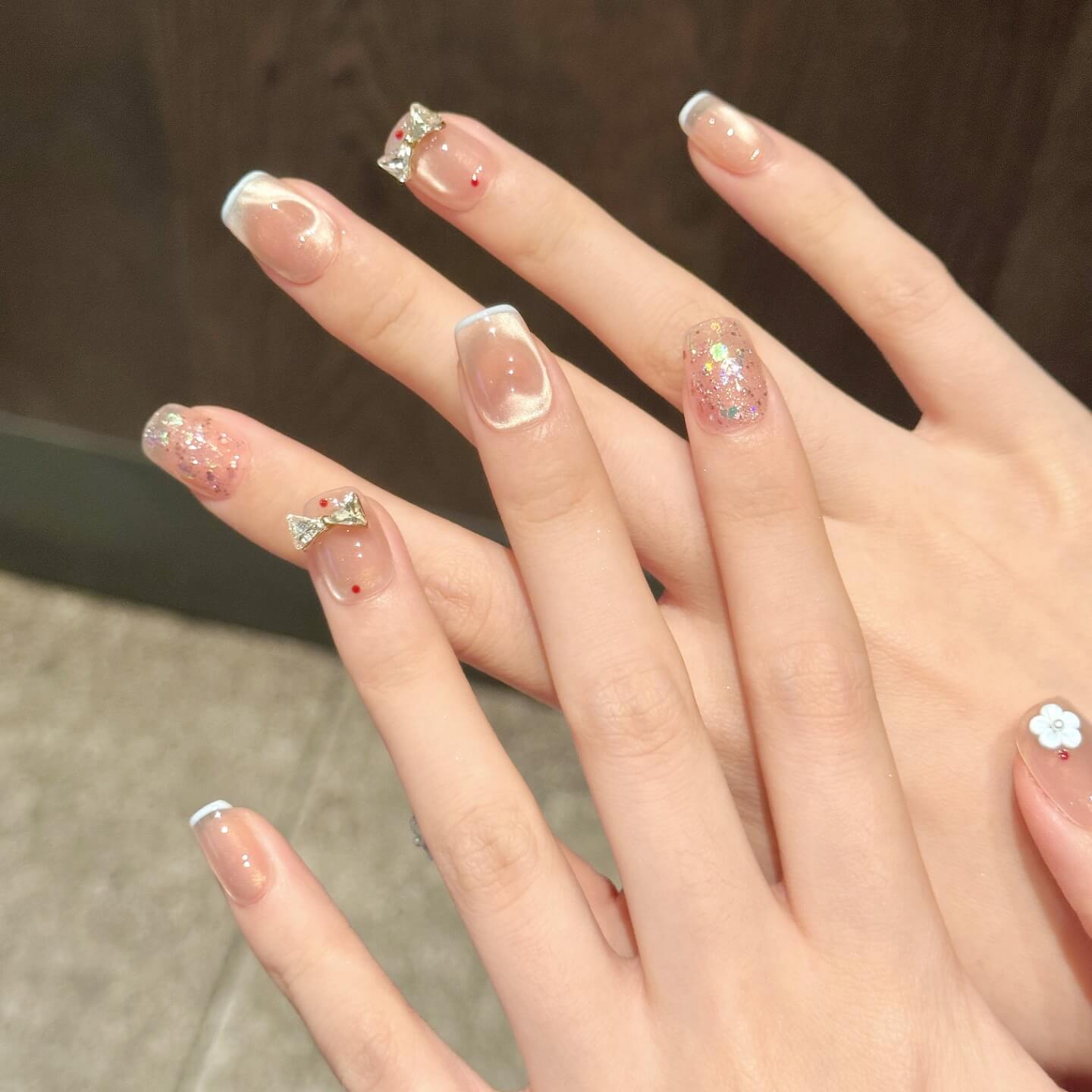 うる艶ピンクの姫系ネイルチップ|お花&リボンで甘さ満点♡