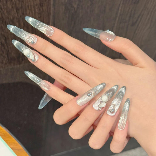 ヒトデとシェルの立体デコがまるで海の中みたいな仕上がり✨