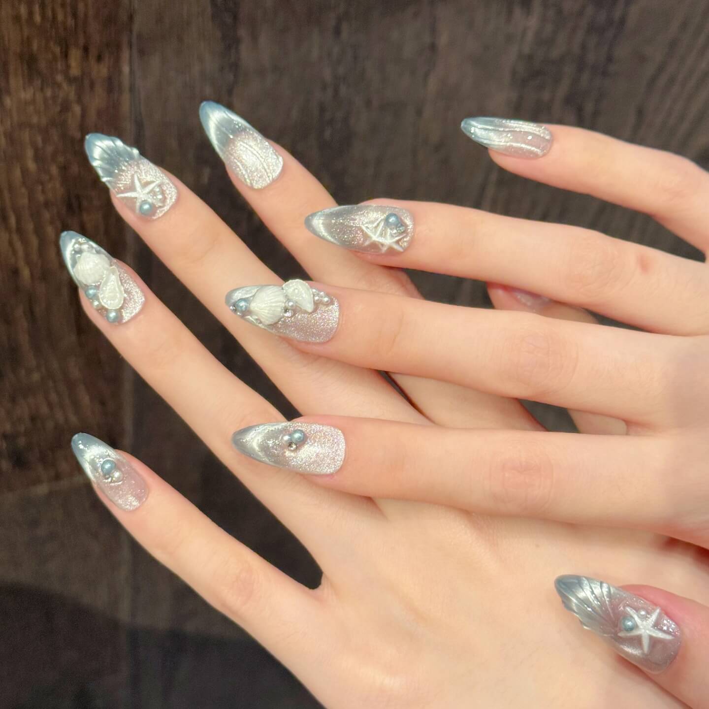 ヒトデとシェルの立体デコがまるで海の中みたいな仕上がり✨